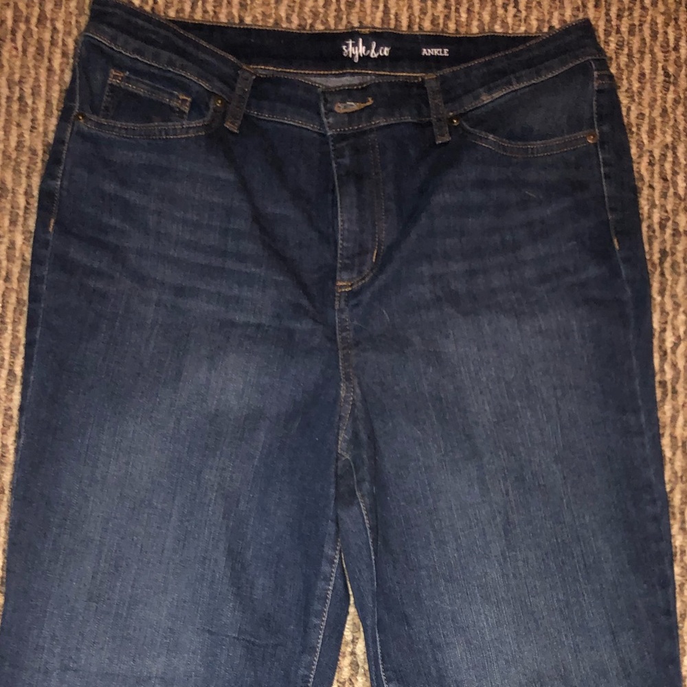 Style & Co ankle jeans